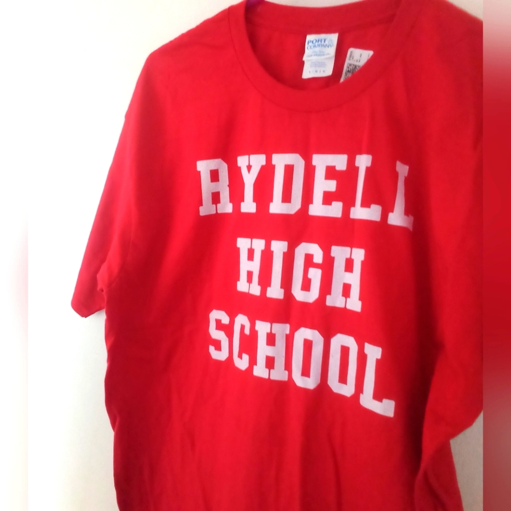 NWT RED T SHIRT